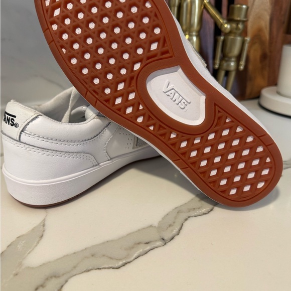 NEW Vans Lowland CC sneakers in a white and grey colorway| 7.5 - Picture 6 of 7